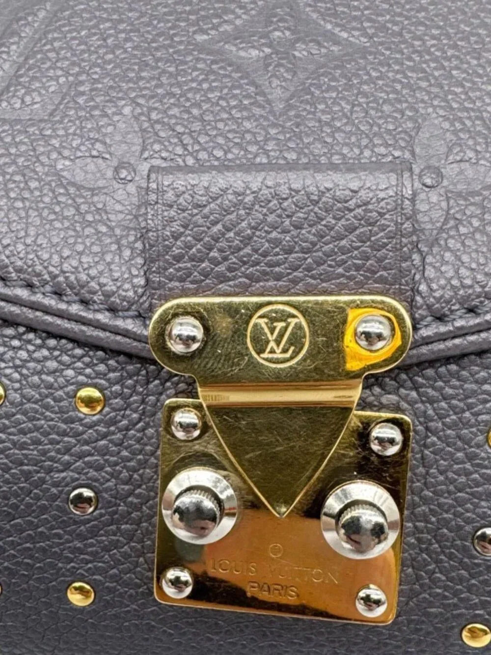 Louis Vuitton item details